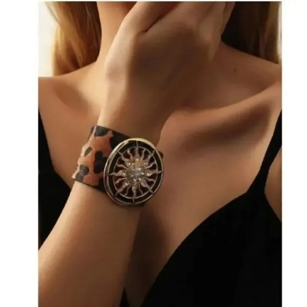 Chic Leopard Print Fur Cuff Bracelet Rhinestone Sun Medallion Boho Gold Jewelry - Picture 3 of 9